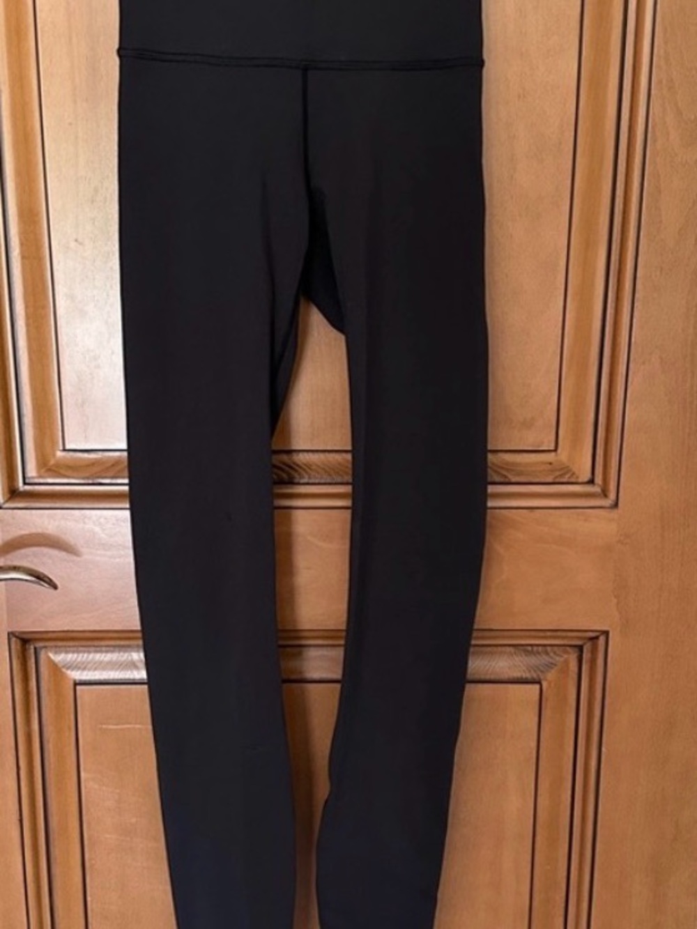 lululemon athletica High-Waist Black Leggings. Size 2 like new no pilling - Picture 3 of 6